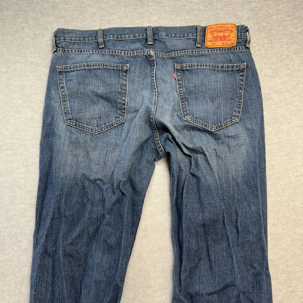 Levis light stain